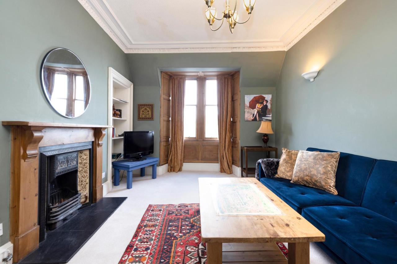 Joivy Old Town 1-Bed Apartment With Stunning Views Edinburgh Luaran gambar