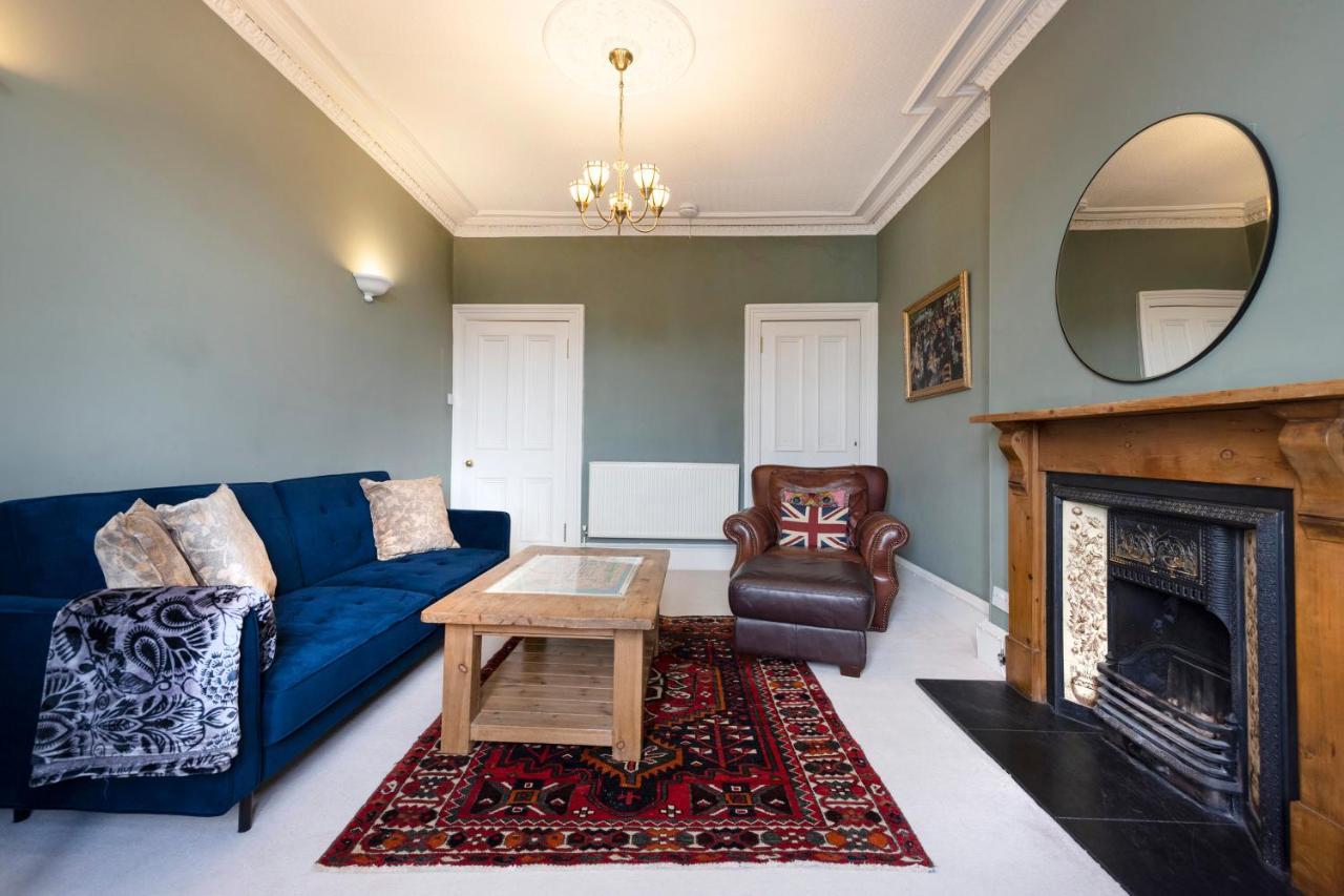 Joivy Old Town 1-Bed Apartment With Stunning Views Edinburgh Luaran gambar