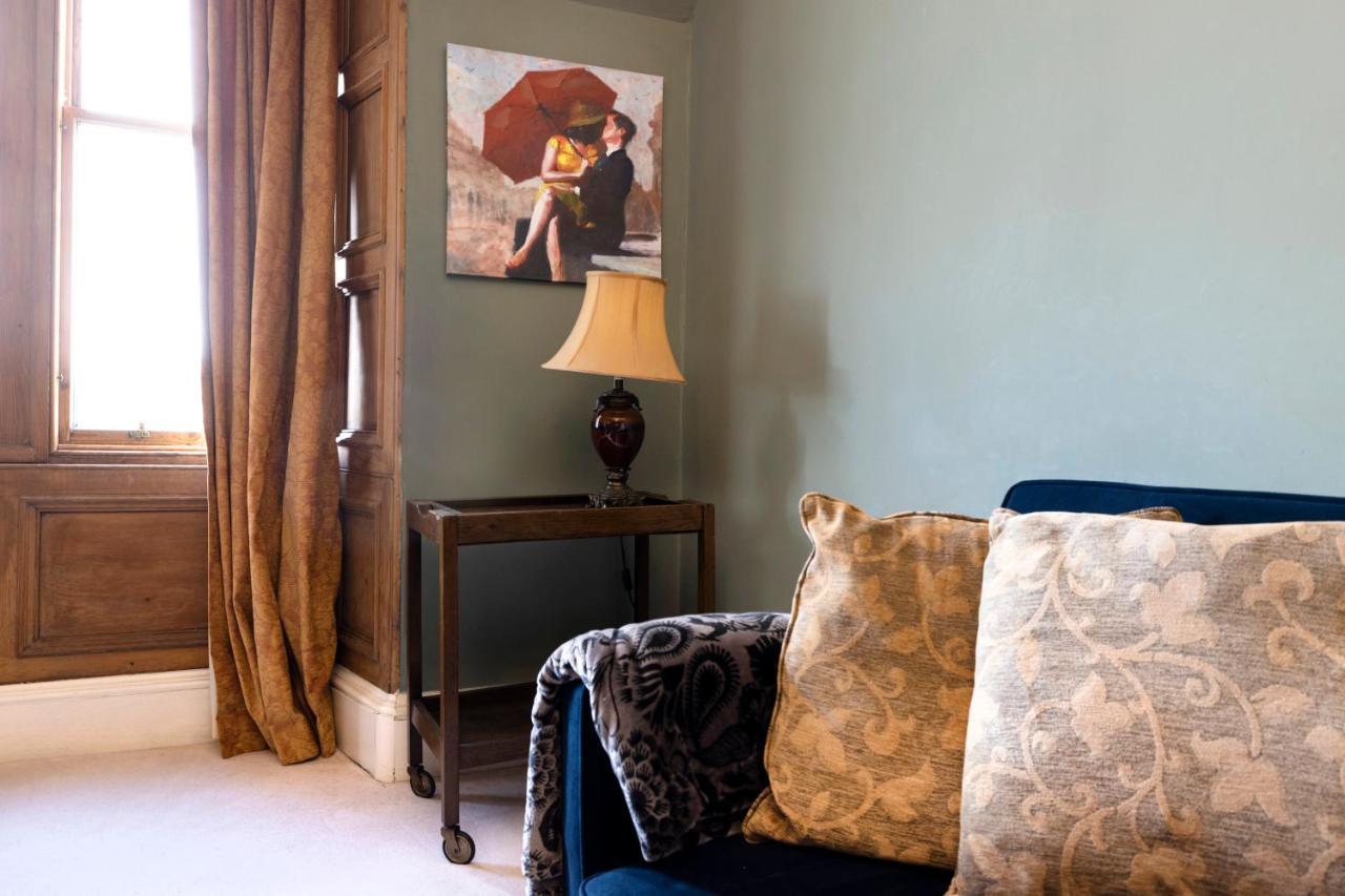 Joivy Old Town 1-Bed Apartment With Stunning Views Edinburgh Luaran gambar