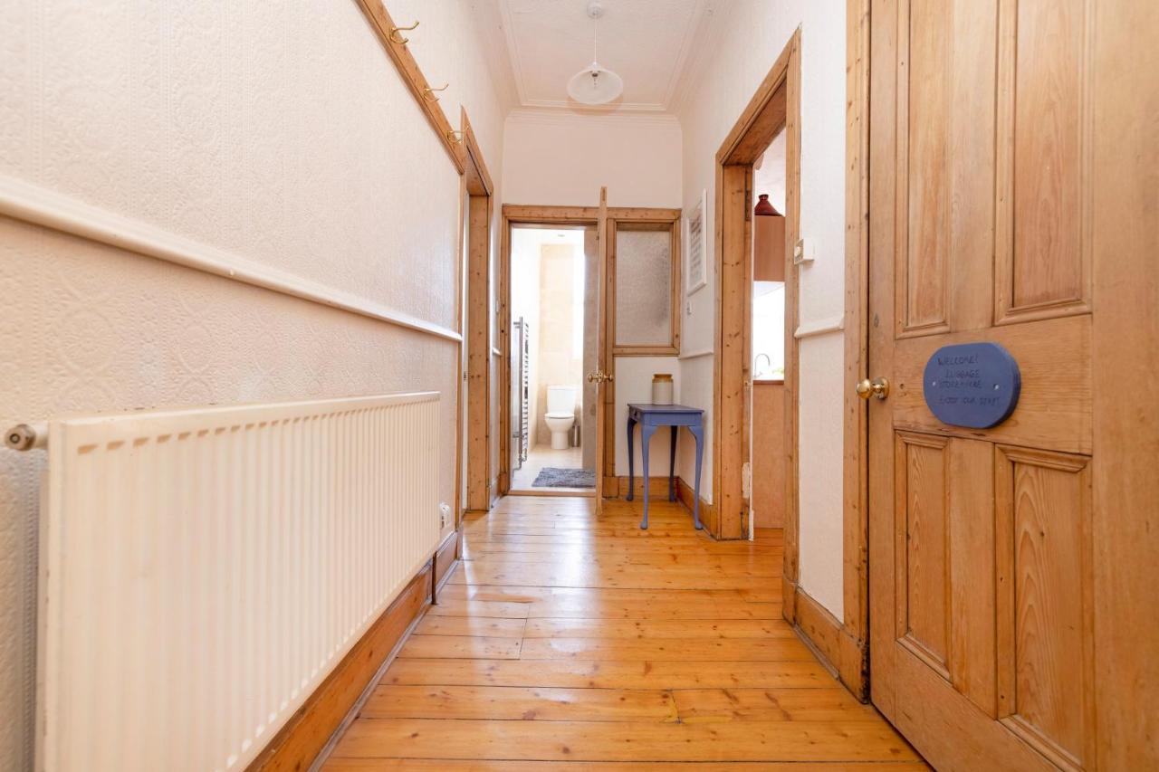 Joivy Old Town 1-Bed Apartment With Stunning Views Edinburgh Luaran gambar